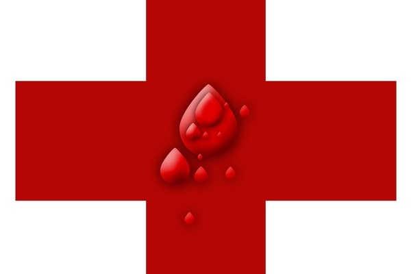 Rotes Kreuz auf weißem HIntergrund mit Blutstropfen