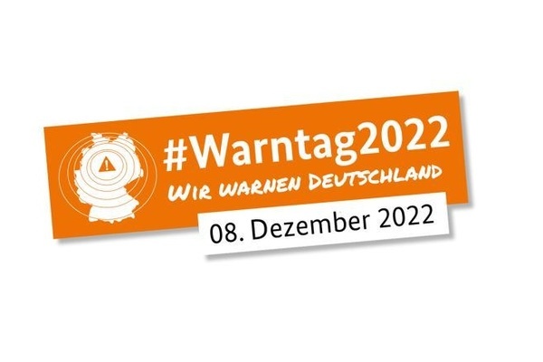 Logo Warntag 2022 in Orange und Weiß Logo Warntag 2022 in Orange und Weiß
