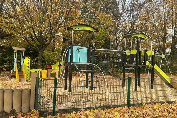 Der neu gestaltete Kinderspielplatz in der Mecklenburger Straße
