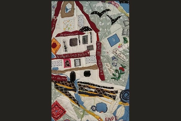 Kunstwerk der K&uuml;nstlerin Elv. A. Str&auml;uber: "Sch&ouml;ne Neue Welt" Textilkunst Wandbehang 121cm x 96 cm