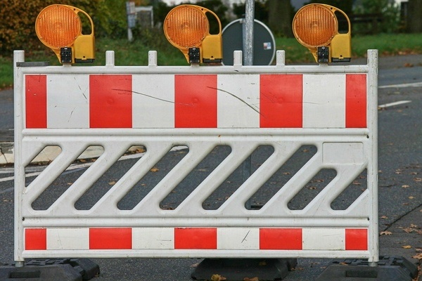 Rot-Wei&szlig;es Absperrgitter
