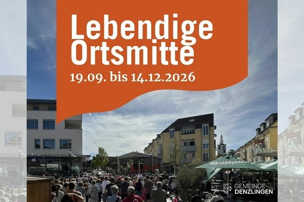 Lebendige Ortsmitte Denzlingen - Foto der Denzlinger Fu&szlig;g&auml;ngerzone mit vielen Menschen vr einer ziegelroten B&uuml;hne. Foto: Gemeinde Denzlingen
