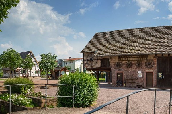 Areal Heimethus mit Wasserad und Gaus-Haus